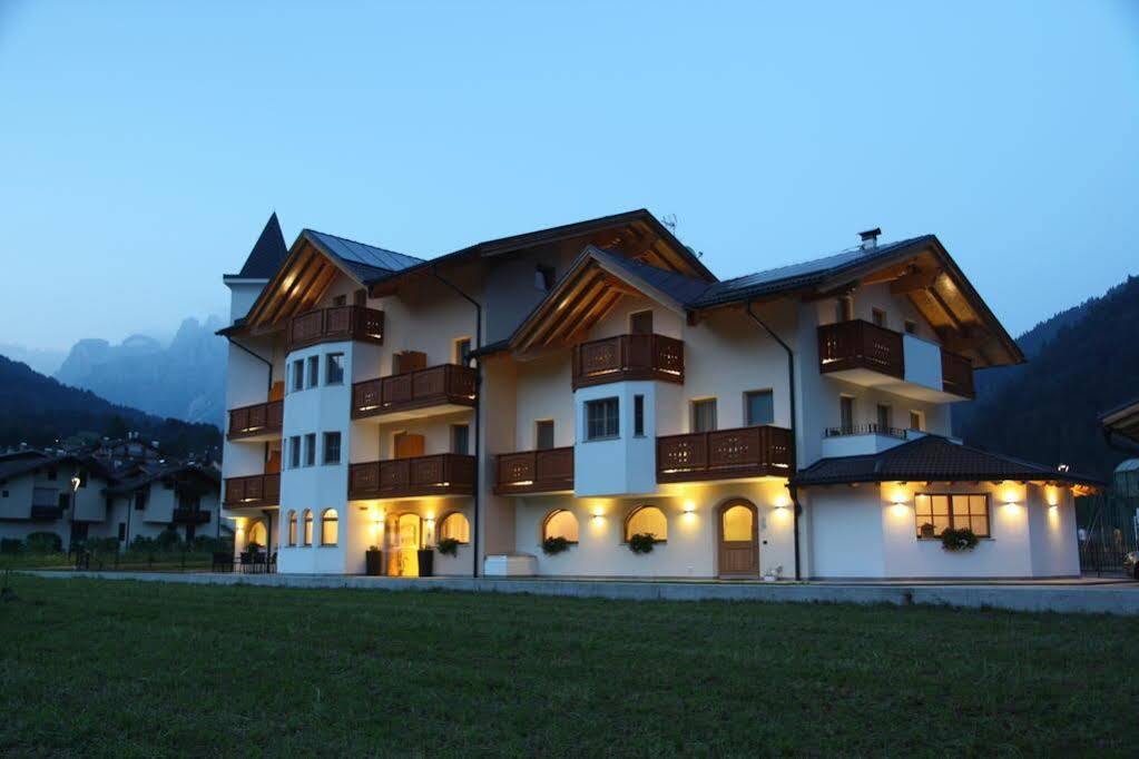 Hotel Garni Paradisi - Wellness & Spa Mezzano Exterior photo